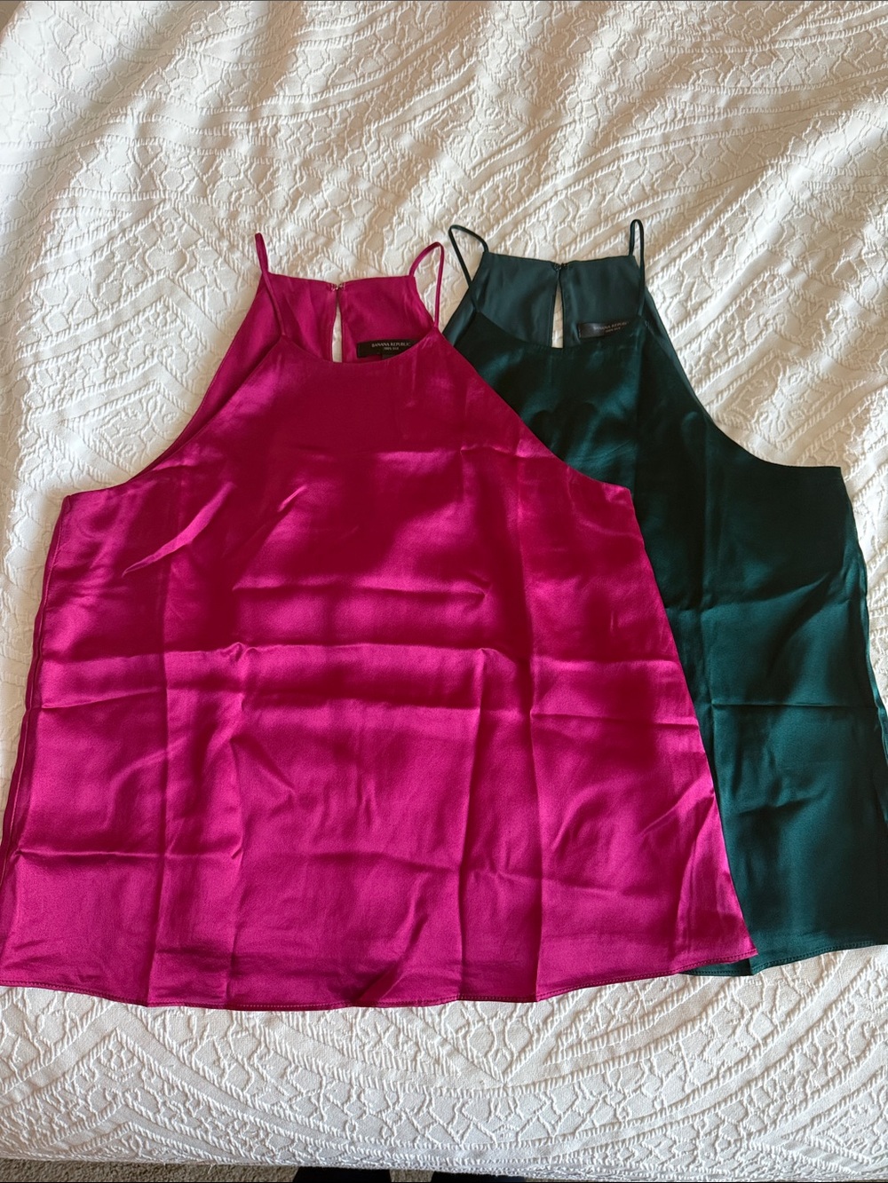 Pair of Banana Republic Silk blouses Sz Small